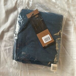 NOBULL women’s two tone infinity scarf brand new in packaging deep teal and navy